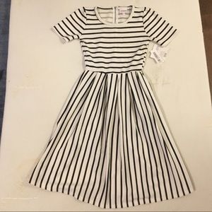 NWT - LuLaRoe Amelia dress